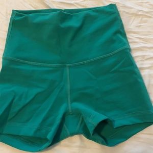 Lulu lemon wunder train shorts. 3" inseam. size 2